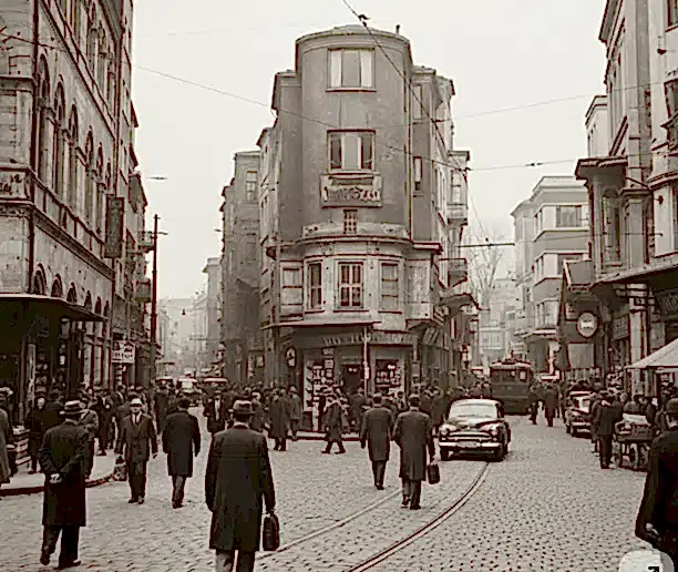 1957